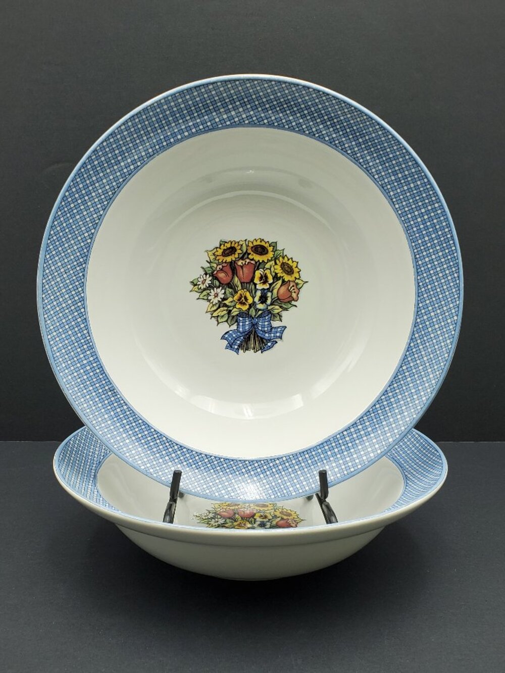 International China Farmhouse Blue Vegetable Serving Bowls Floral Checkered Bowl